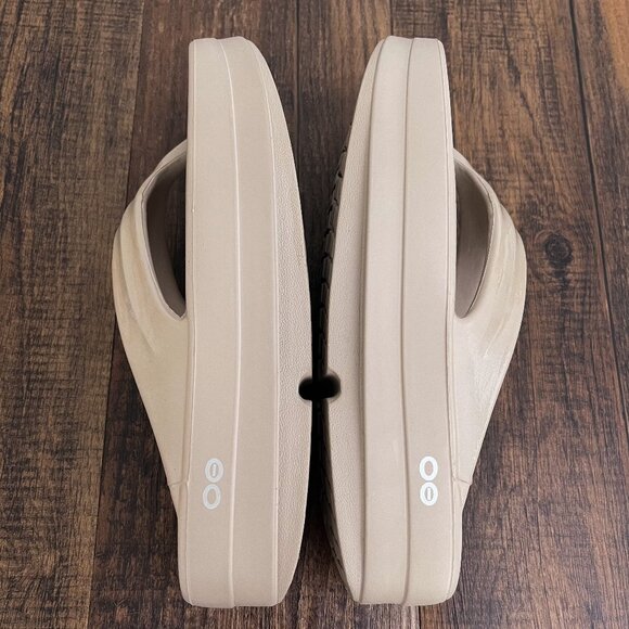 OOFOS OOmega OOlala Sandal Platform Recovery Shoe Comfort Size 9 Nomad Tan Nude - Picture 6 of 13
